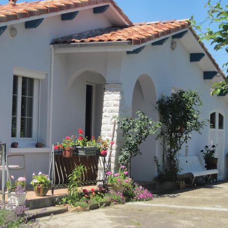 Chambre D'Hotes De La Tuilerie Bed and Breakfast Rion-Des-Landes Exteriör bild